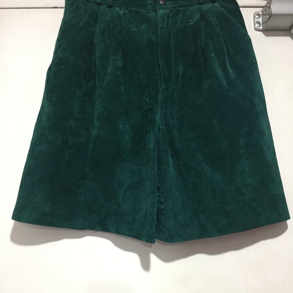 VINTAGE EATON SUEDE LEATHER SHORTS SIZE 10/10P